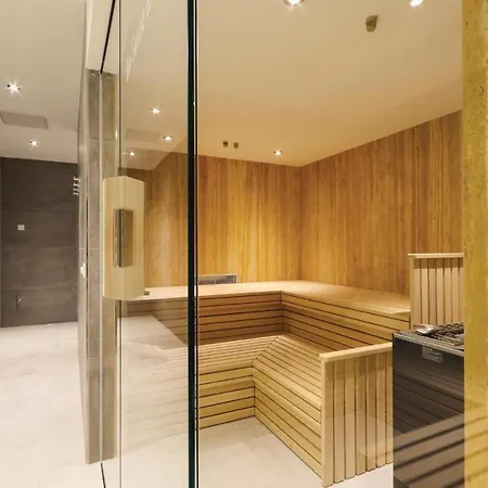 Prince Apartment *